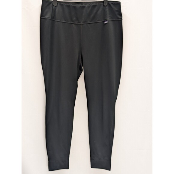 Patagonia Pants - Patagonia Women's Capilene Midweight Bottoms *Size X-Large*